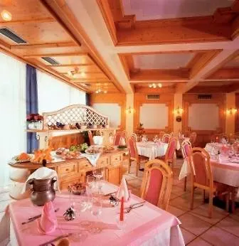 Italia Hotel Castello-Molina di Fiemme